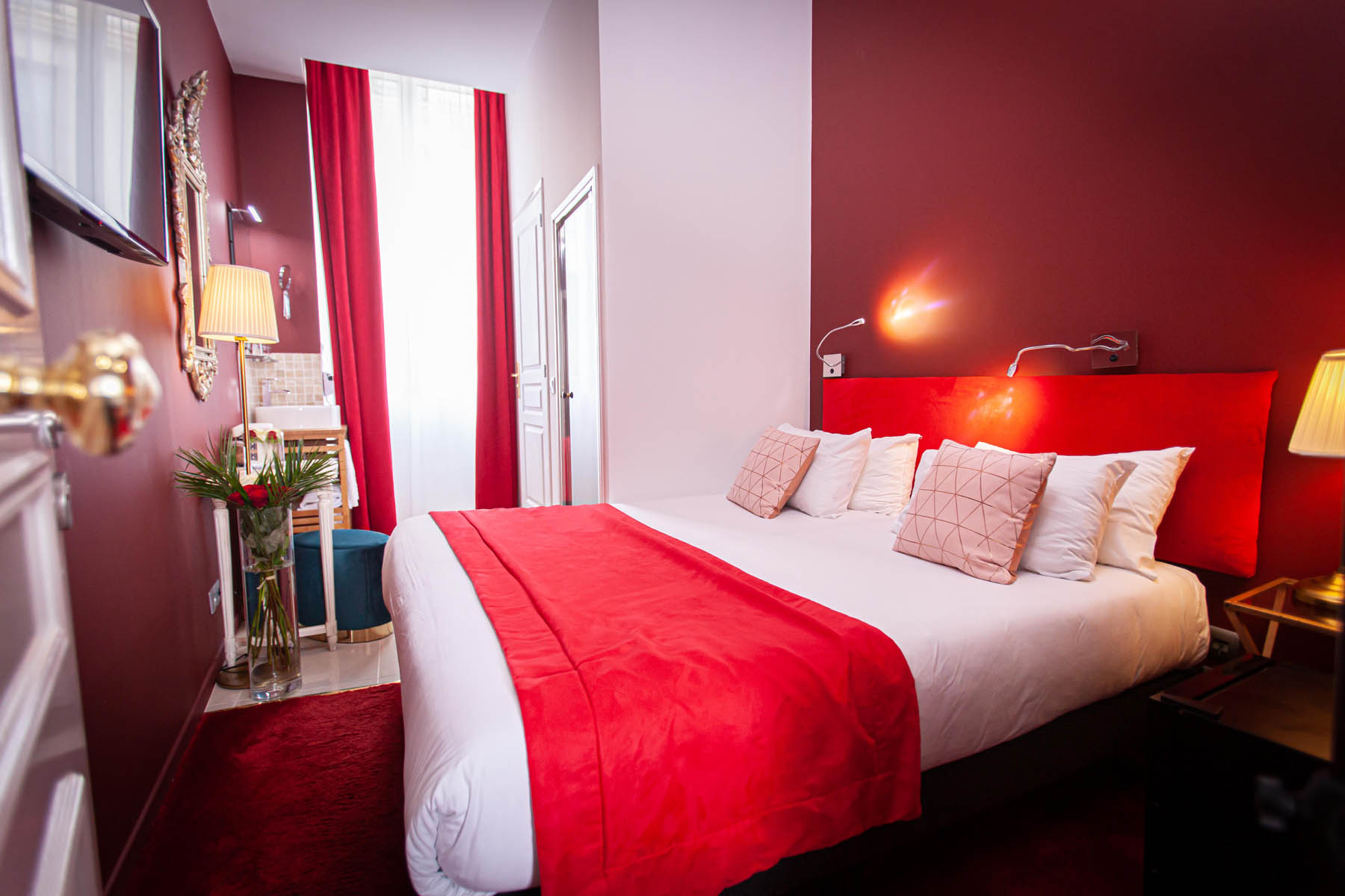 Simple Room - Image 2